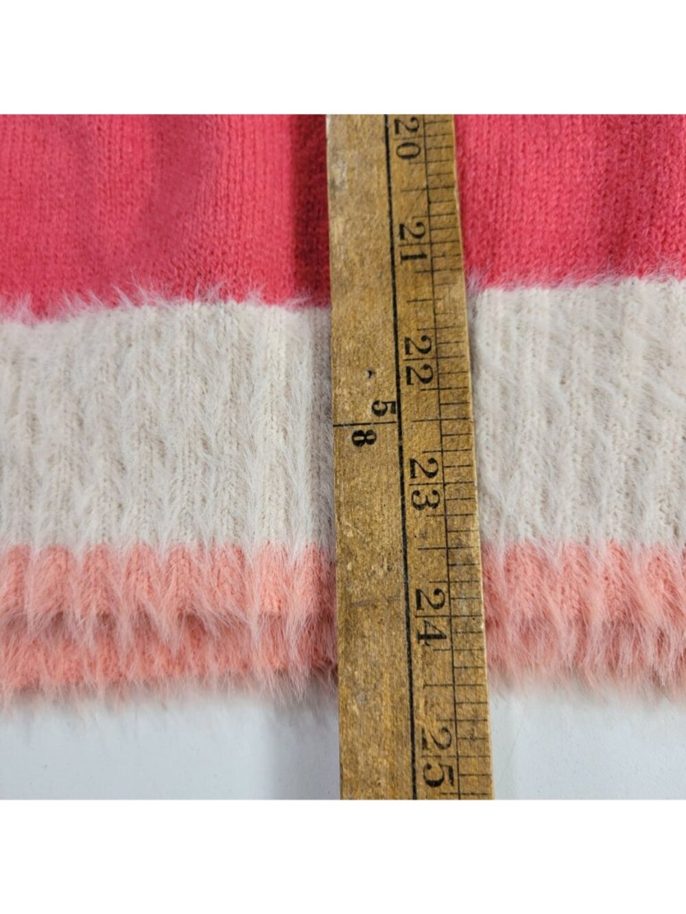 NWT Easel Coral Fuzzy Daisy Flower Print Loose Fit Knit Sweater Medium - CL004 - Picture 12 of 16